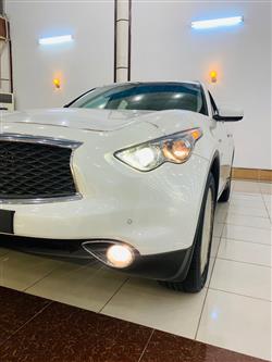 انفنتي QX70